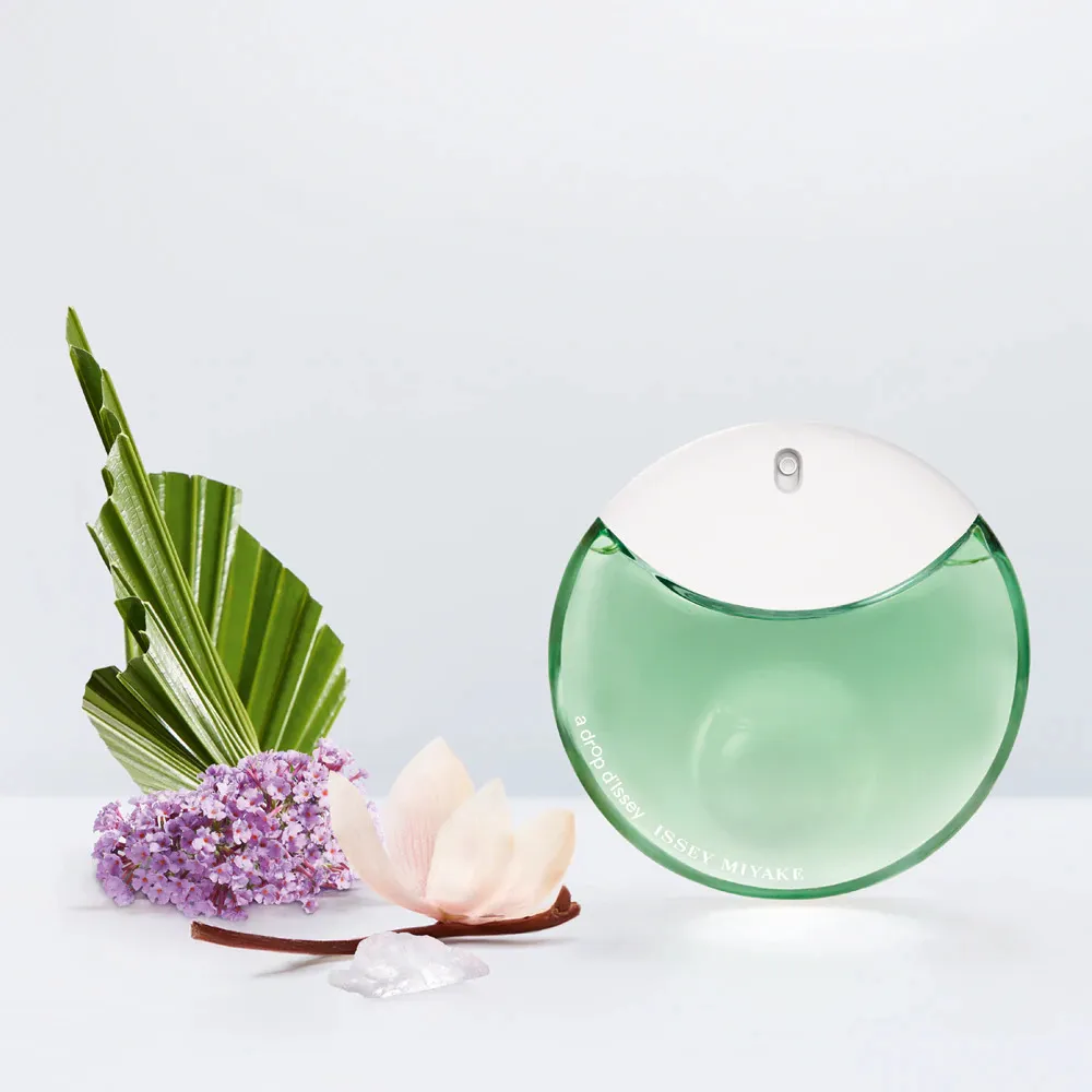 A Drop d'Issey Essentielle eau de parfum da donna 90 ml