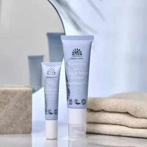 Urtekram BIO Crema giorno e notte non profumata 50 ml