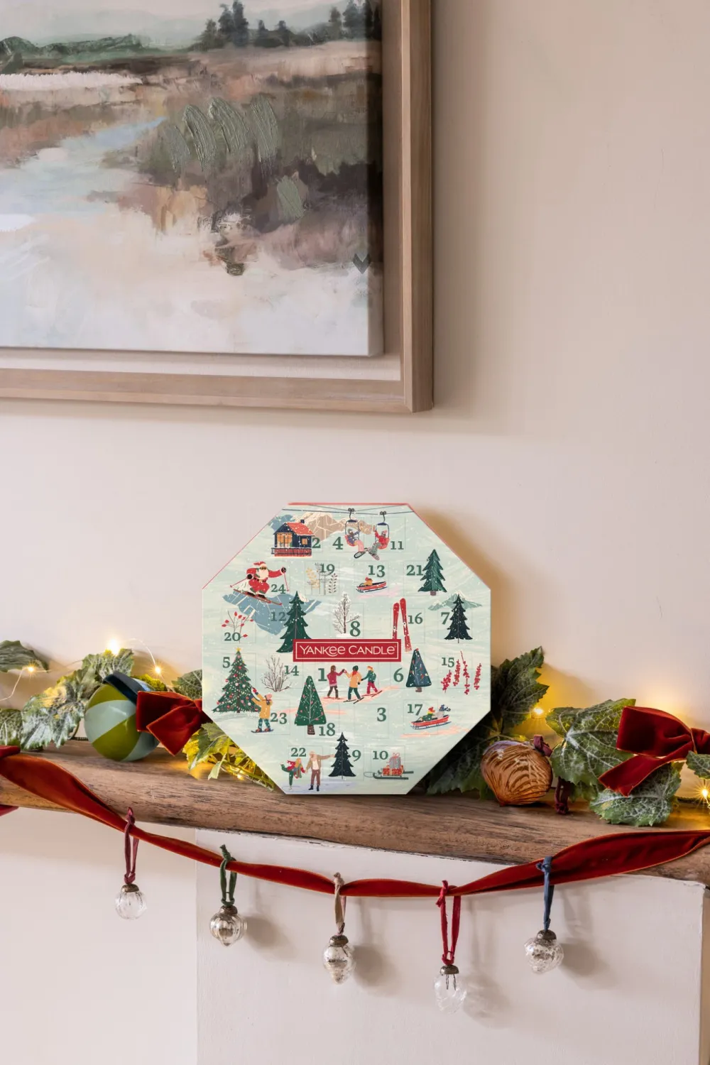 Calendario dell'Avvento di Natale a forma di ghirlanda
