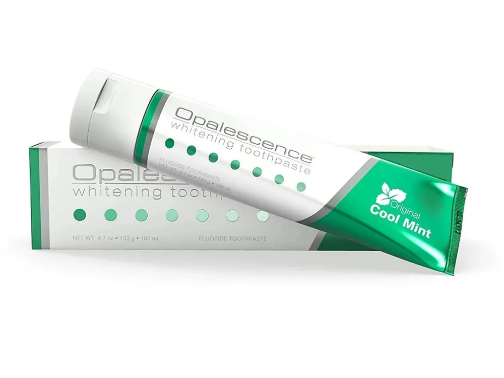 Cool Mint dentifricio sbiancante 133 g