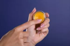 Goliate Balsamo intimo rigenerante per donne Vulva Care BIO (15 ml) - lenisce irritazioni e prurito