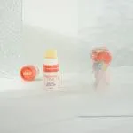 Kvitok Balsamo labbra rigenerante con Q10 (8 ml) - con olio di prugna