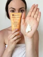 laSaponaria Crema corpo idratante con olio di argan BIO e vitamina C 200 ml - per una pelle luminosa e vellutata