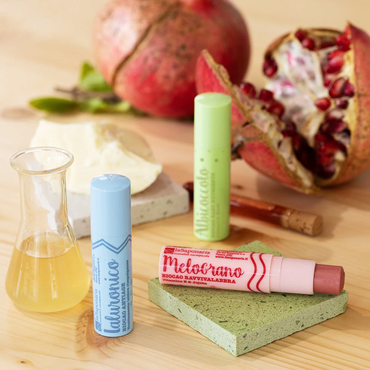 laSaponaria Balsamo labbra colorato Biocao al melograno BIO (5,7 ml) - per un colore naturale delle labbra