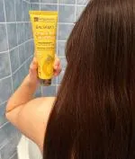 laSaponaria Balsamo leggero per il volume dei capelli con limone e acido ialuronico 150 ml