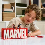 Marvel 76313 Logo MARVEL e minifigure