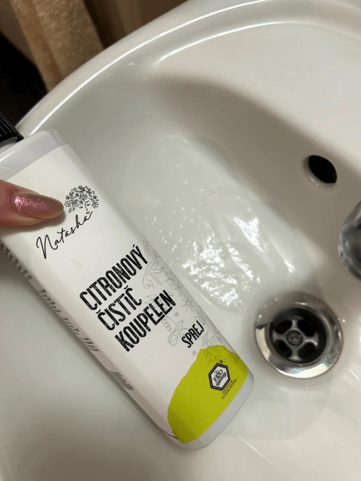 Natasha Detergente al limone per il bagno - spray (500 ml) - adatto a case con acqua dura