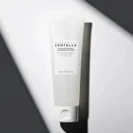 Madagascar Centella Tone Brightening Cleansing Gel Foam gel detergente schiumogeno per luminosità e idratazione 125 ml