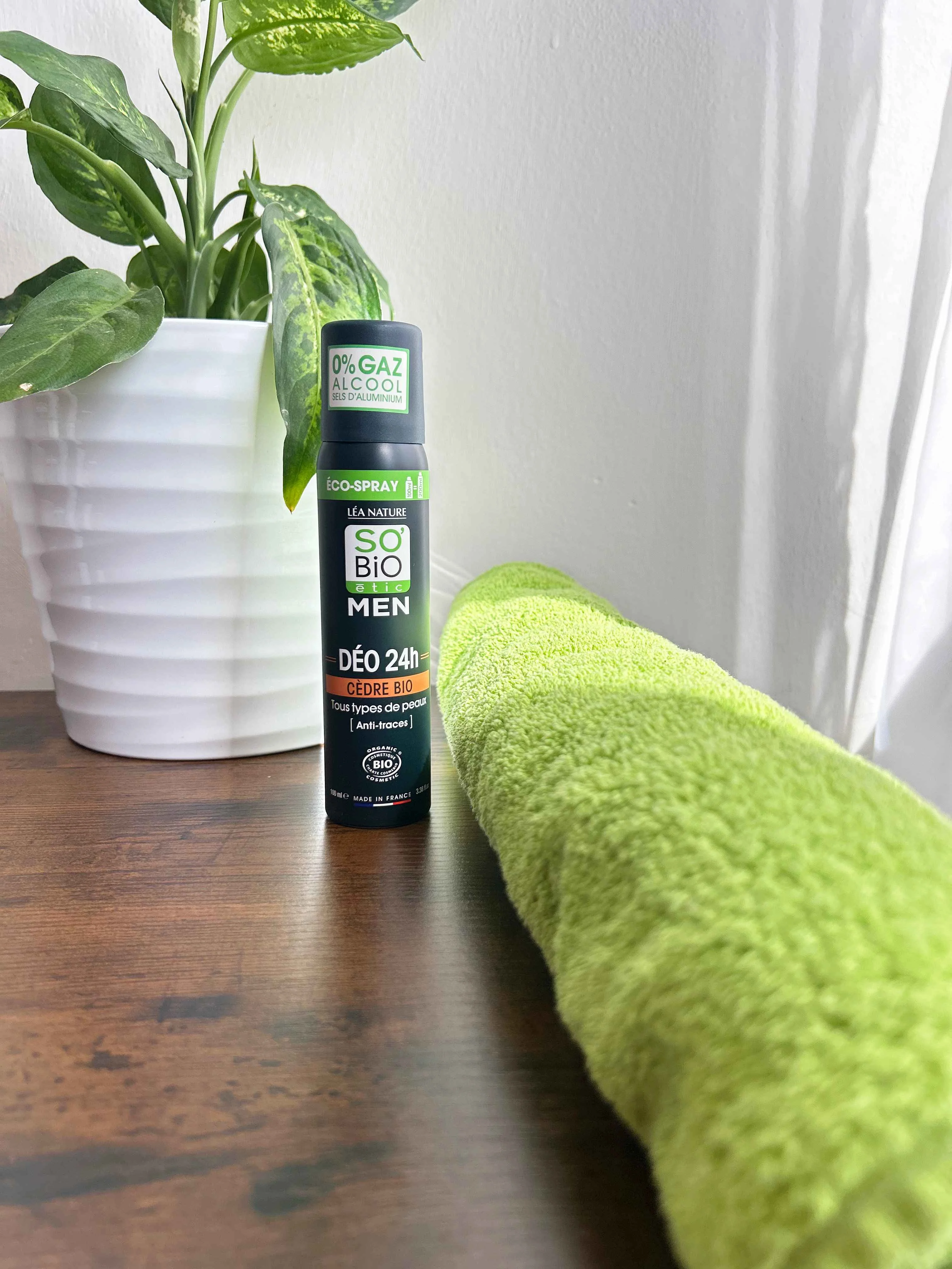 SO’BiO étic Deodorante naturale ECO SPRAY 24h MEN - cedro BIO (100 ml) - efficace fino a 24 ore