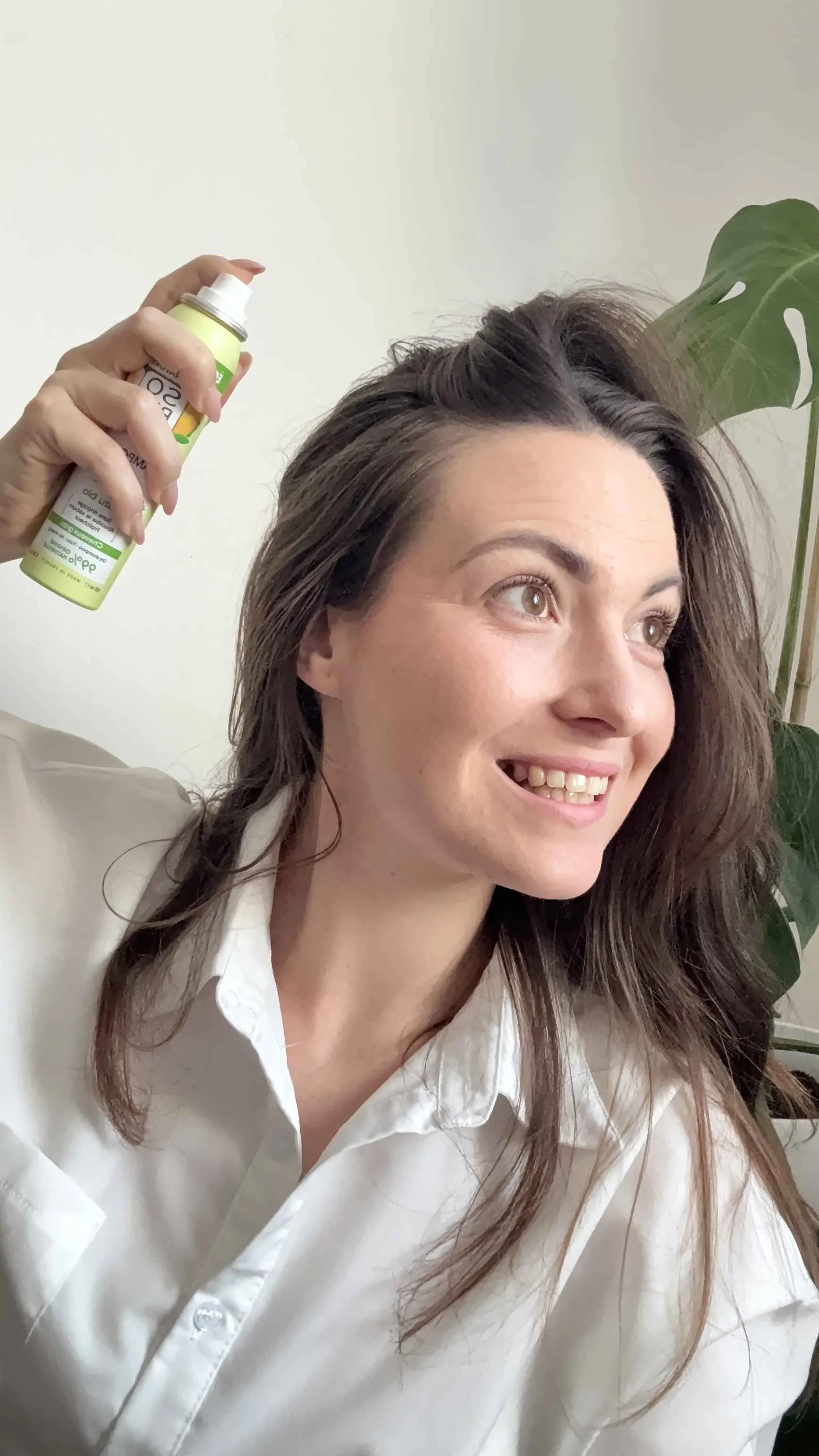 SO’BiO étic Shampoo secco detergente spray allo Yuzu BIO (100 ml) - lascia i capelli freschi e lisci