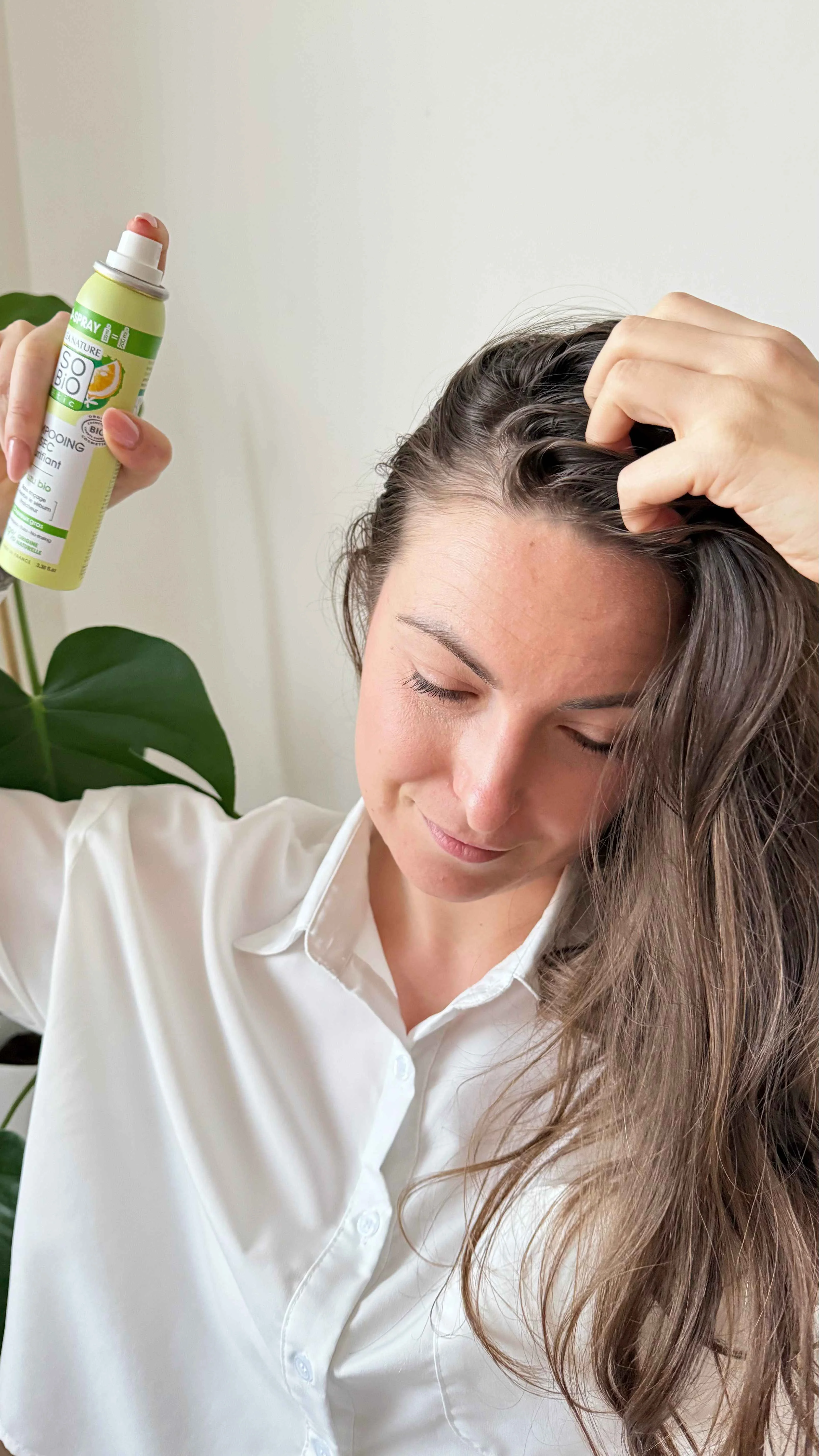 SO’BiO étic Shampoo secco detergente spray allo Yuzu BIO (100 ml) - lascia i capelli freschi e lisci