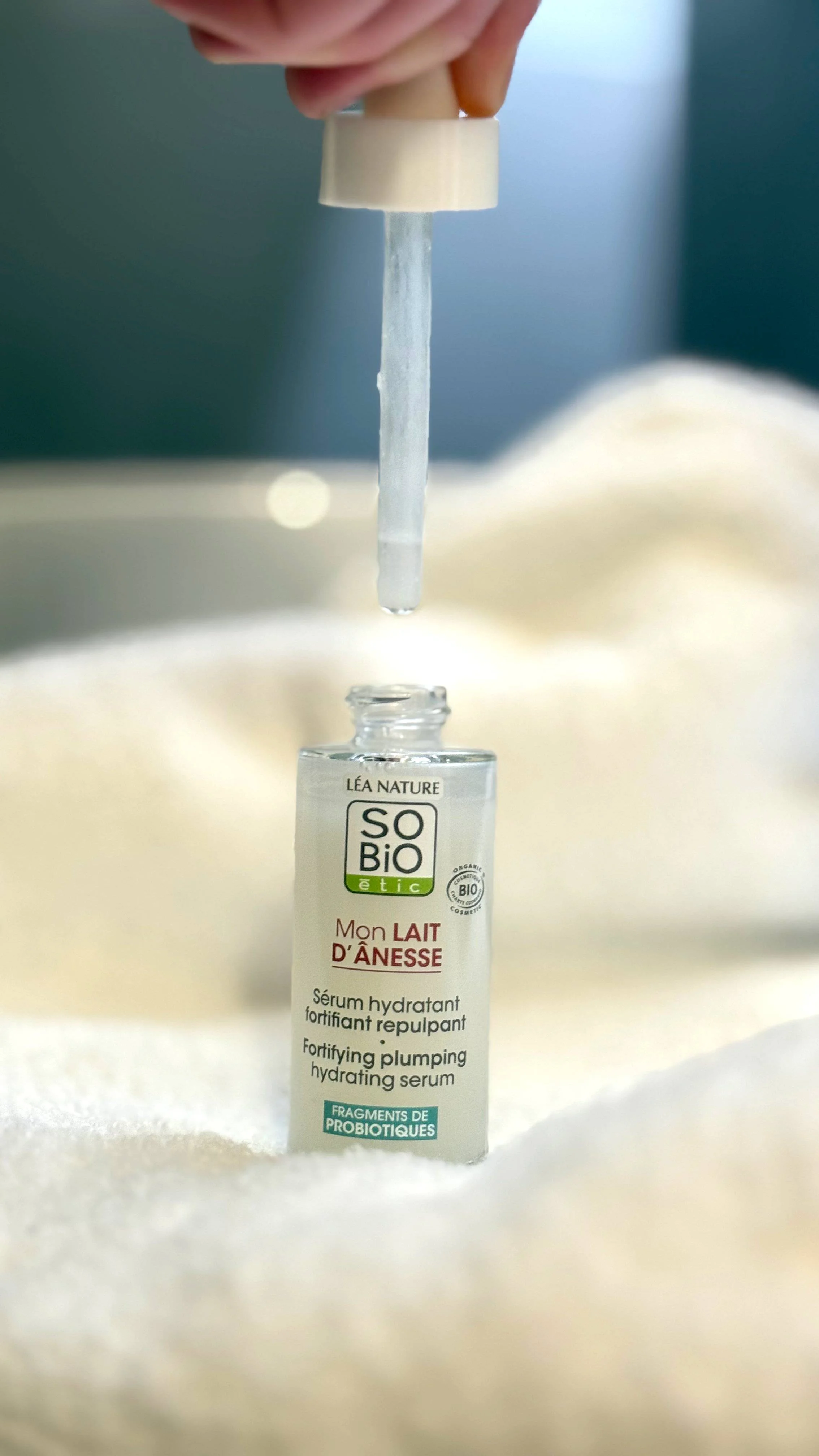 SO’BiO étic Siero idratante rinforzante al latte d’asina BIO (30 ml) - con acido ialuronico