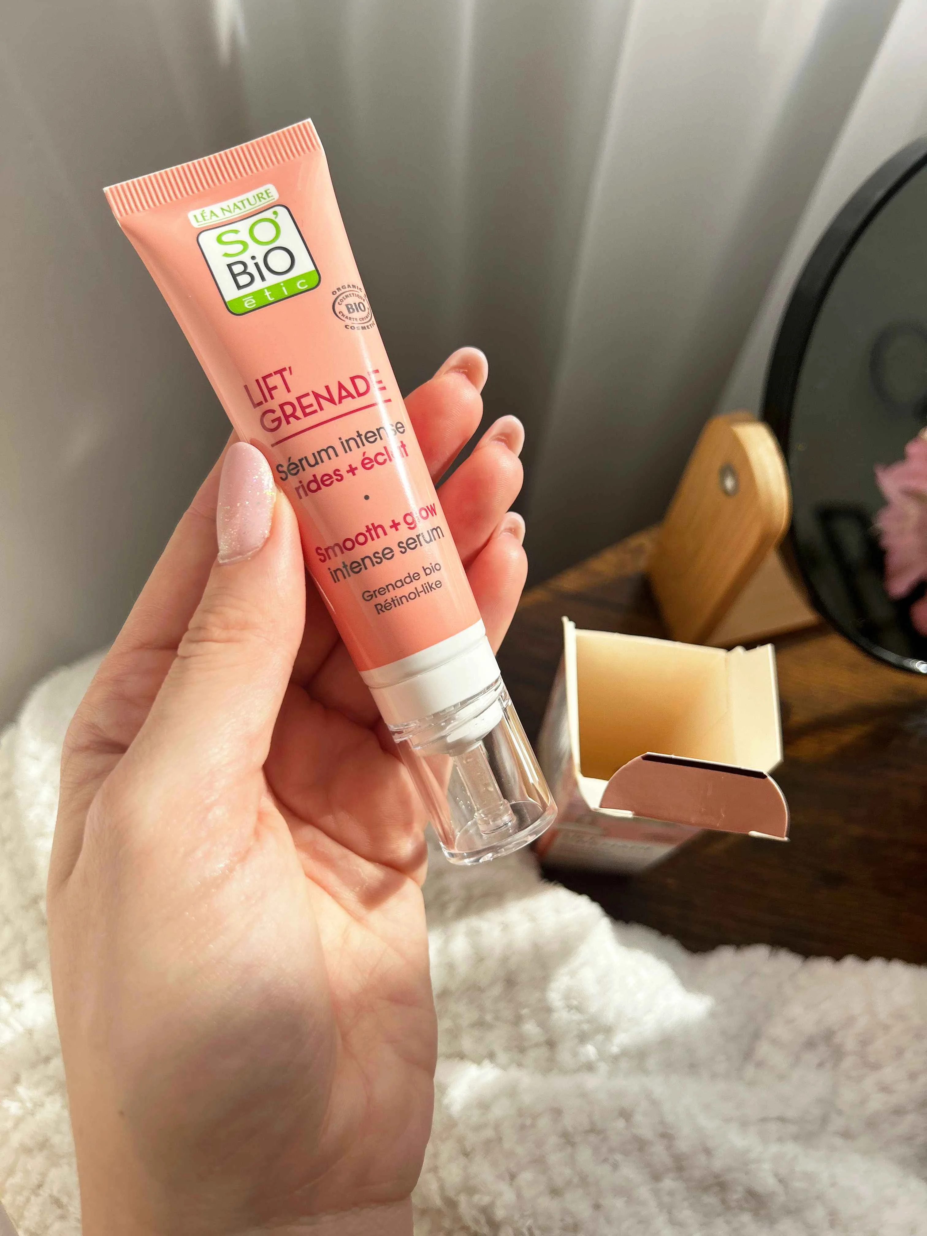 SO’BiO étic Siero illuminante antirughe Lift'Grenade BIO (30 ml) - al melograno