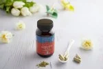 Terranova Health Quercetin Nettle Complex con ortica (50 capsule) - per la stagione dei pollini e difese immunitarie indebolite