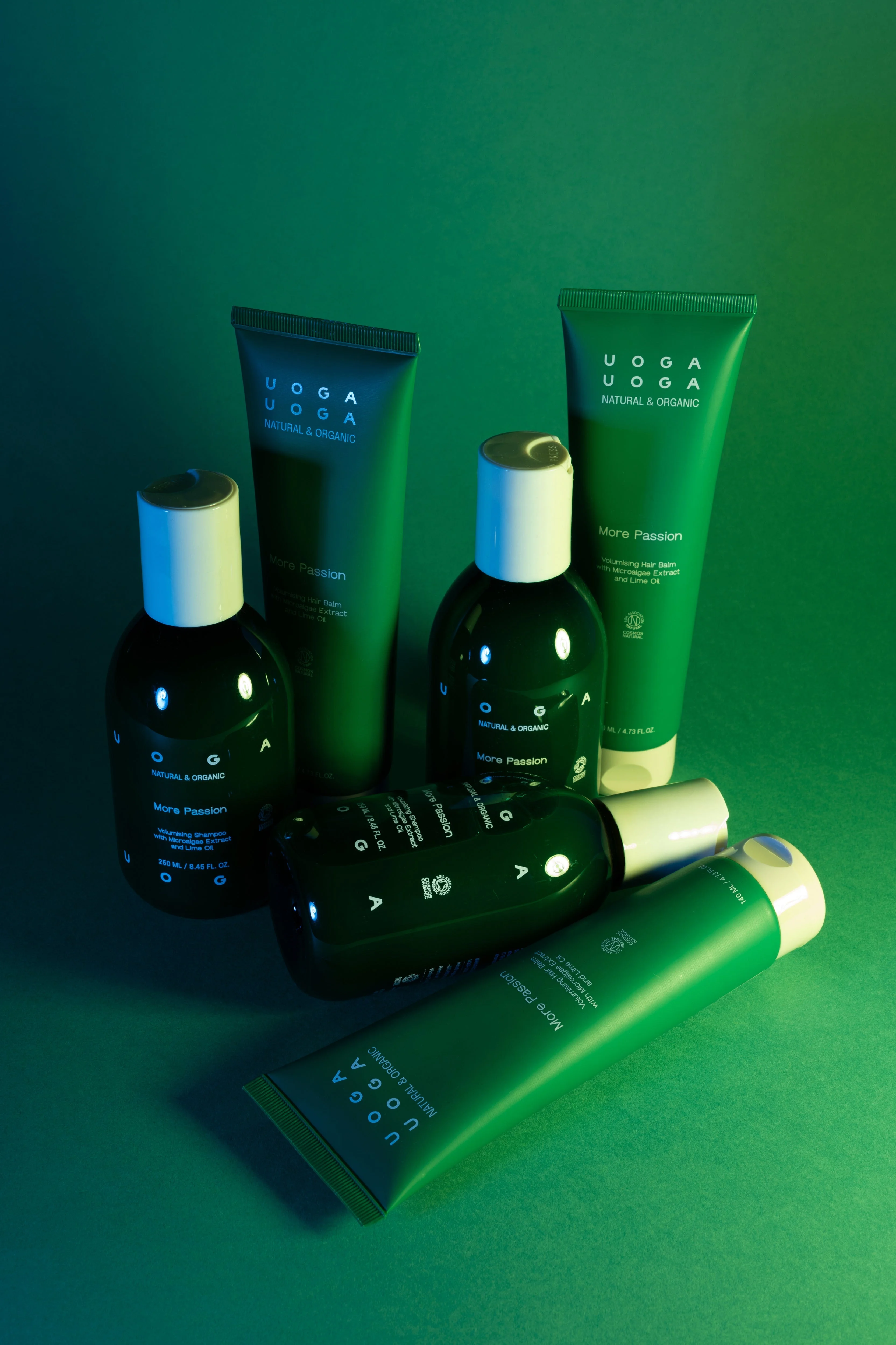 Uoga Uoga Shampoo volumizzante More Passion BIO (250 ml) - per capelli grassi e piatti