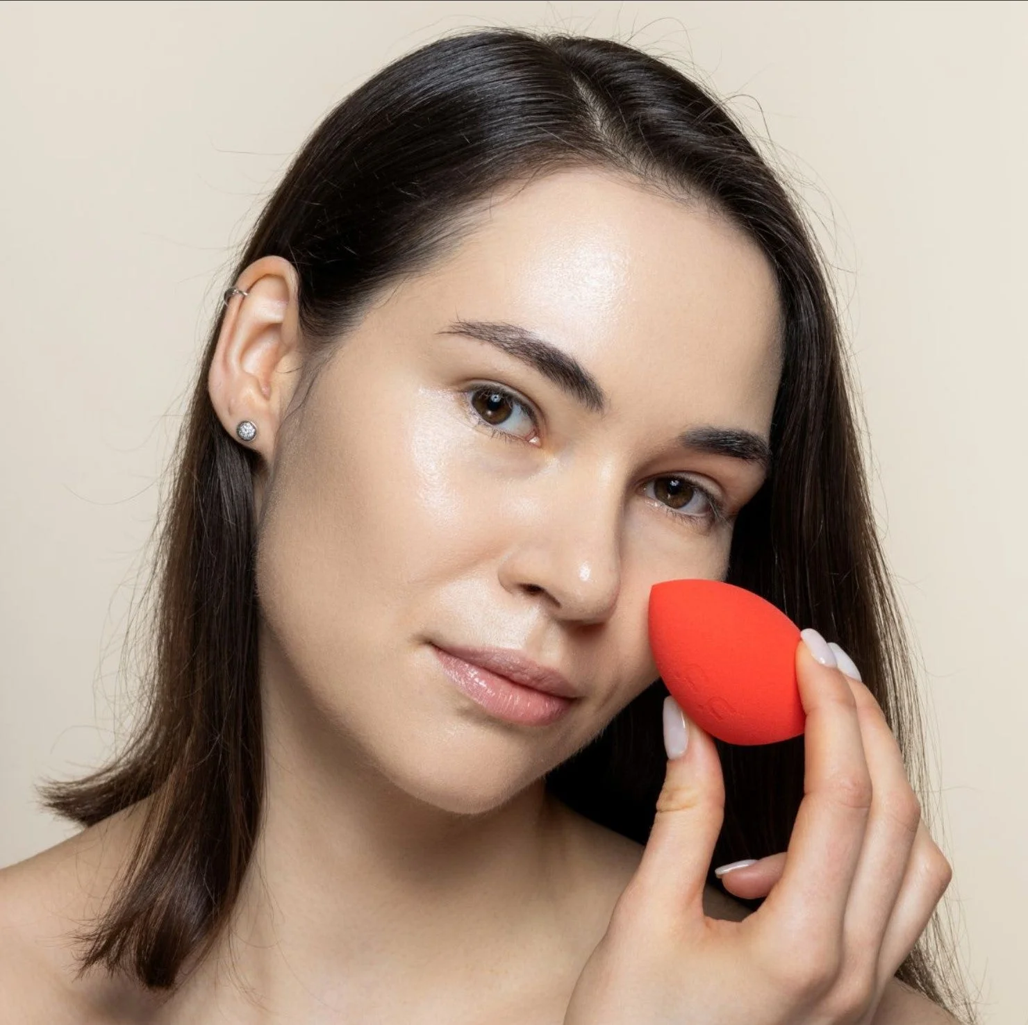 Uoga Uoga Spugnetta per make-up e BB cream - per un effetto naturale