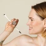 Uoga Uoga Pomata cremosa per sopracciglia (2,5 ml) 797 Pebbles & Salt - Biondo - 3 tonalità per sopracciglia visibilmente più folte