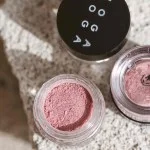 Uoga Uoga Ombretto minerale in polvere libera con ambra (1 g) 704 Cute - 10 tonalità