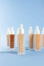 Uoga Uoga Fondotinta minerale liquido e siero SPF 20 BIO (30 ml) 685 Desolate Shore - idrata e protegge la pelle