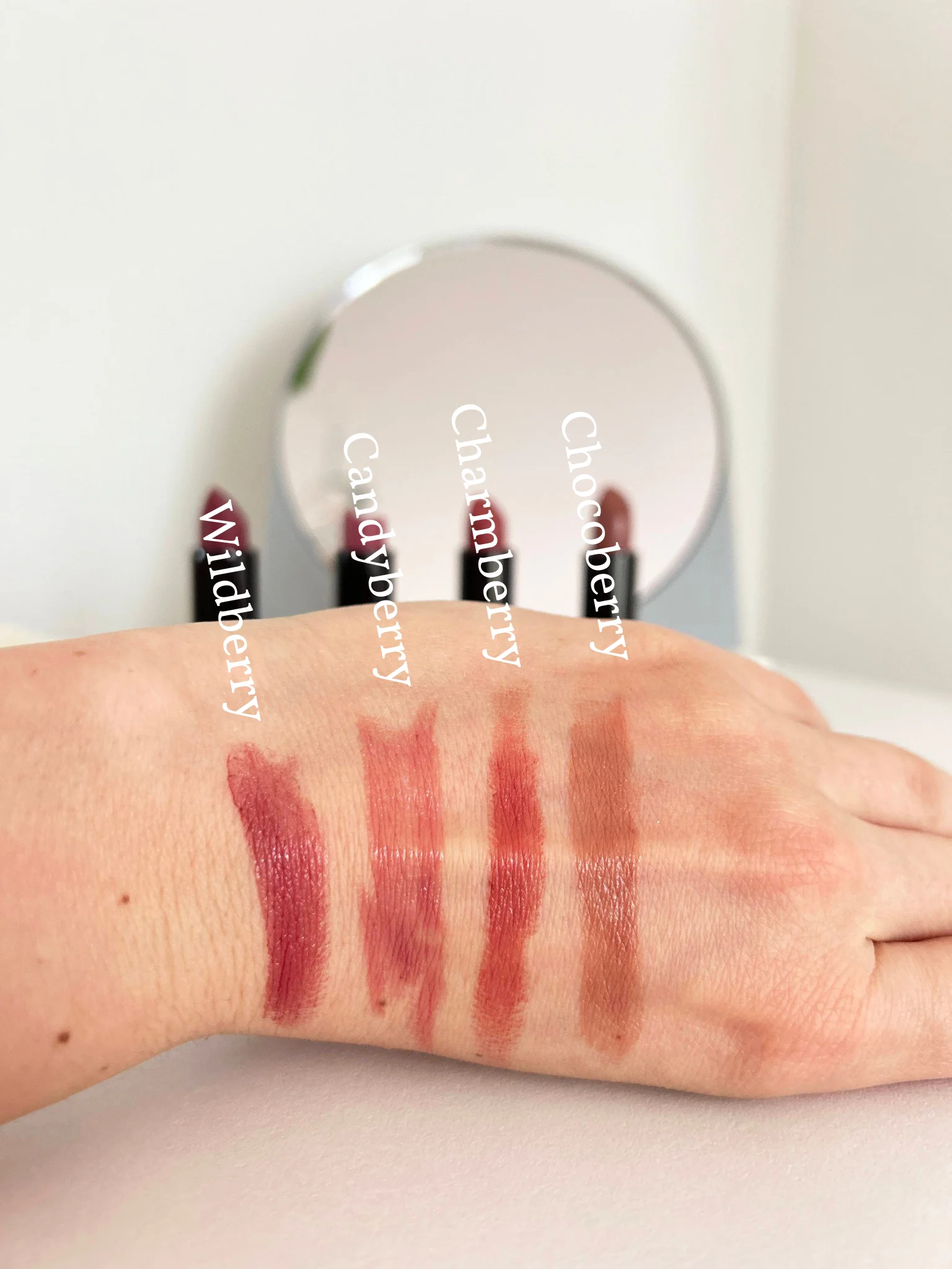 Uoga Uoga Rossetto nutriente (4 g) 615 Charmberry - 6 tonalità a base di minerali