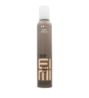 Wella Professionals EIMI Natural Volume mousse volumizzante per capelli a tenuta leggera