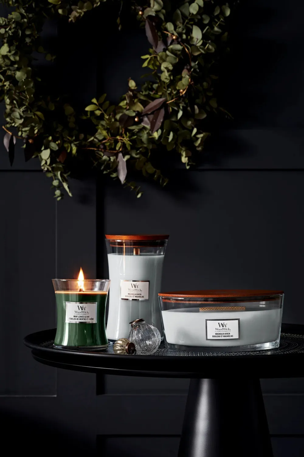 Candela profumata WoodWick Magnolia Birch con stoppino in legno 453,6 g