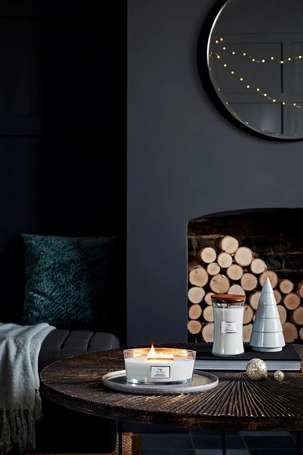 Candela profumata WoodWick Magnolia Birch con stoppino in legno 453,6 g