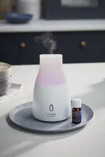 Diffusore di aromi ad ultrasuoni Yankee Candle Black Cherry e olio profumato Yankee Candle Black Cherry ultrazvukový aroma difuzér a vonný olej