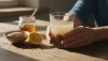 Prova la bevanda casalinga al lino per la digestione irritata