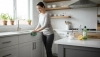 Sgrassare le ante della cucina facilmente senza prodotti chimici