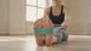 Allenamento dei piedi con elastici per alleviare il dolore