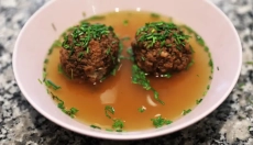 Perché il risotto al fegato è una scelta ideale per una cucina sostenibile