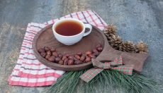 Come il tè di rosa canina giova al tuo cuore e ai tuoi vasi sanguigni