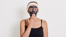 La maschera nera è la chiave per una pelle bella e luminosa